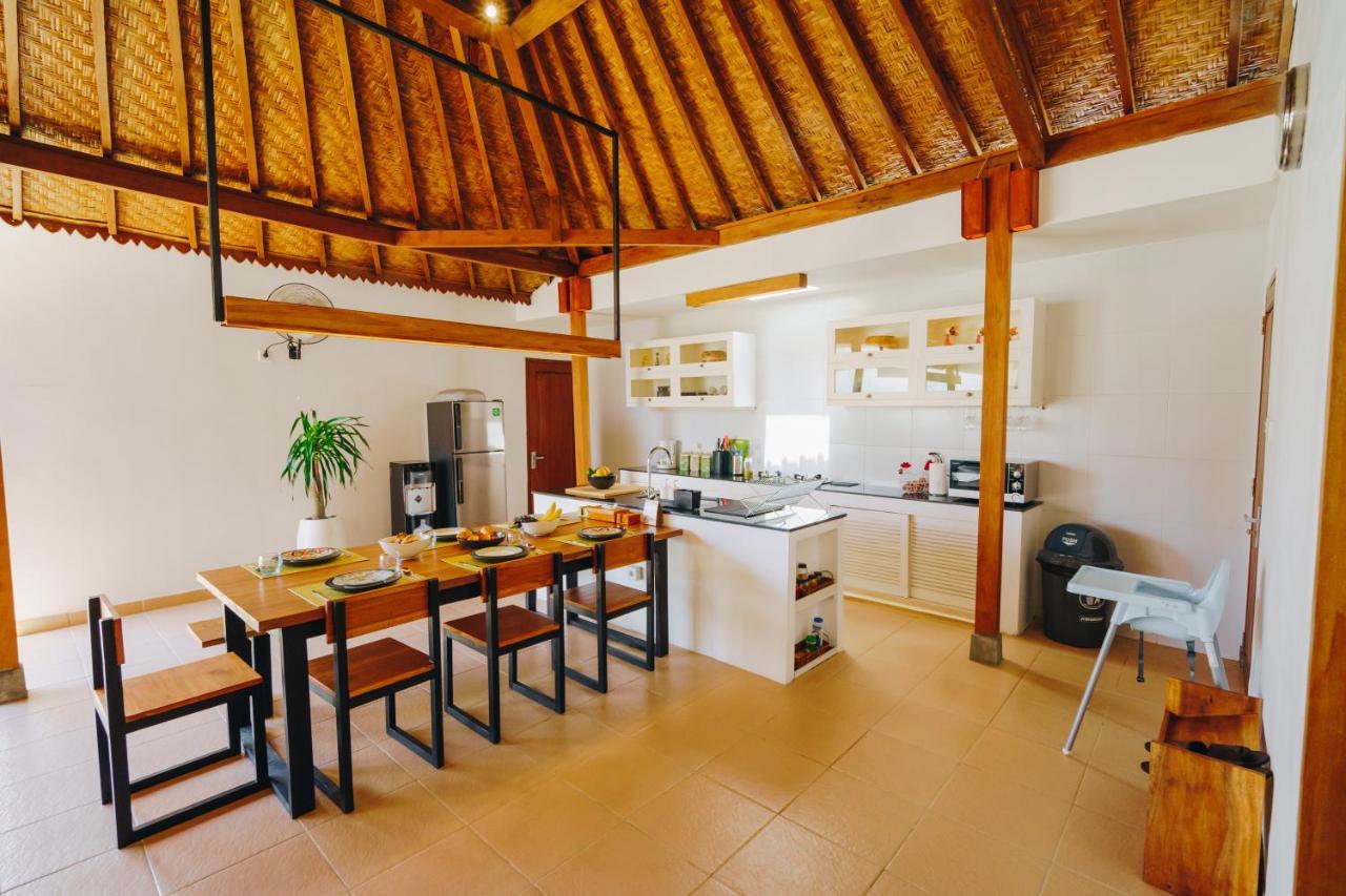 Villa Orked 3 With Family Room Seminyak エクステリア 写真