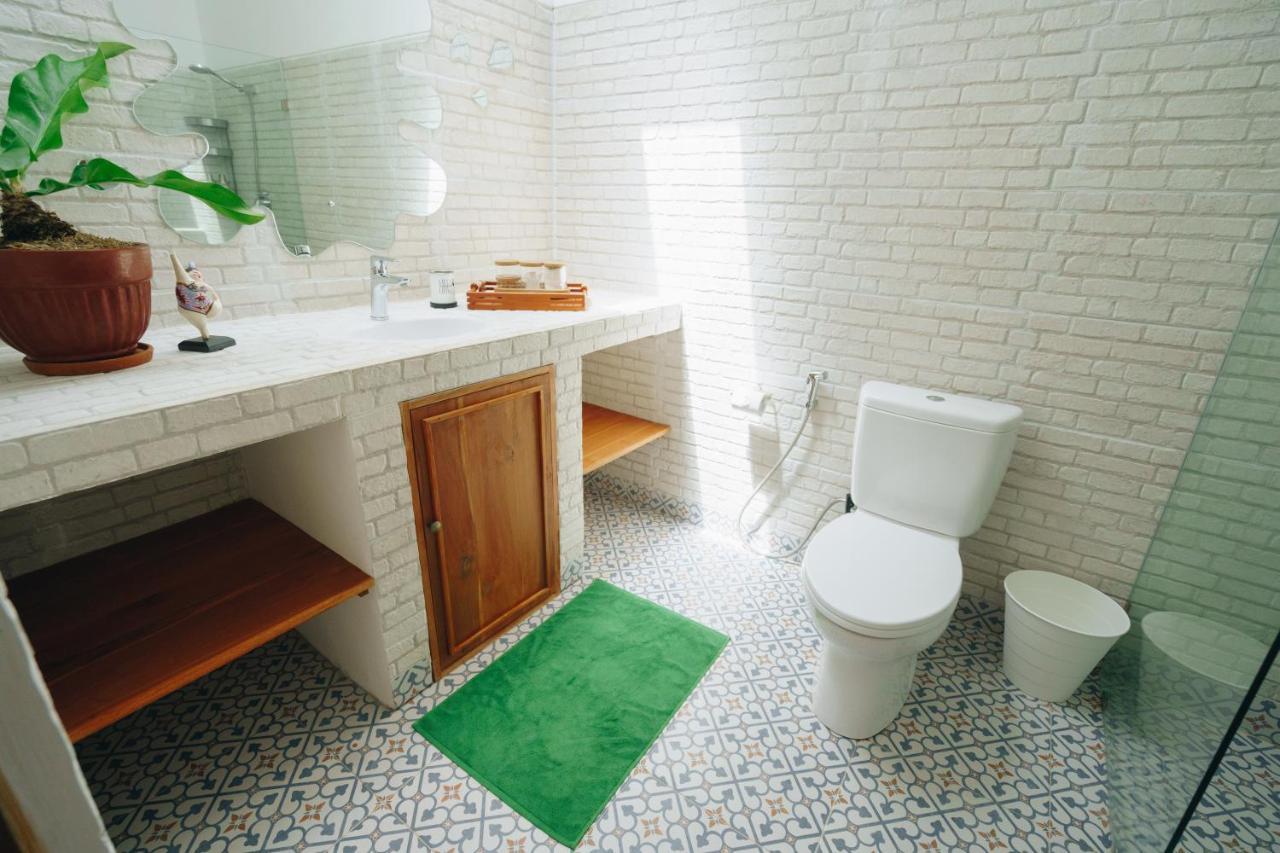 Villa Orked 3 With Family Room Seminyak エクステリア 写真