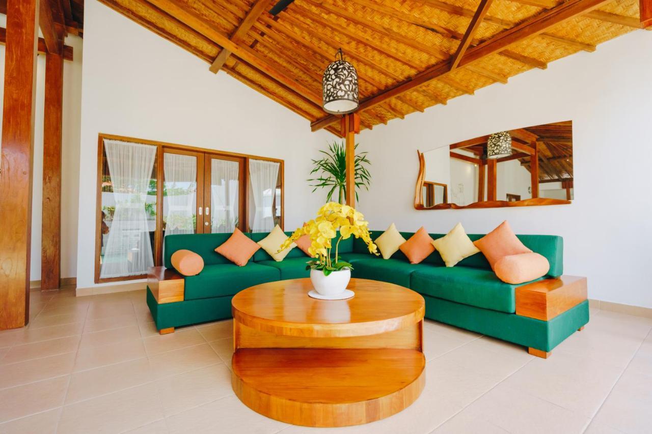 Villa Orked 3 With Family Room Seminyak エクステリア 写真