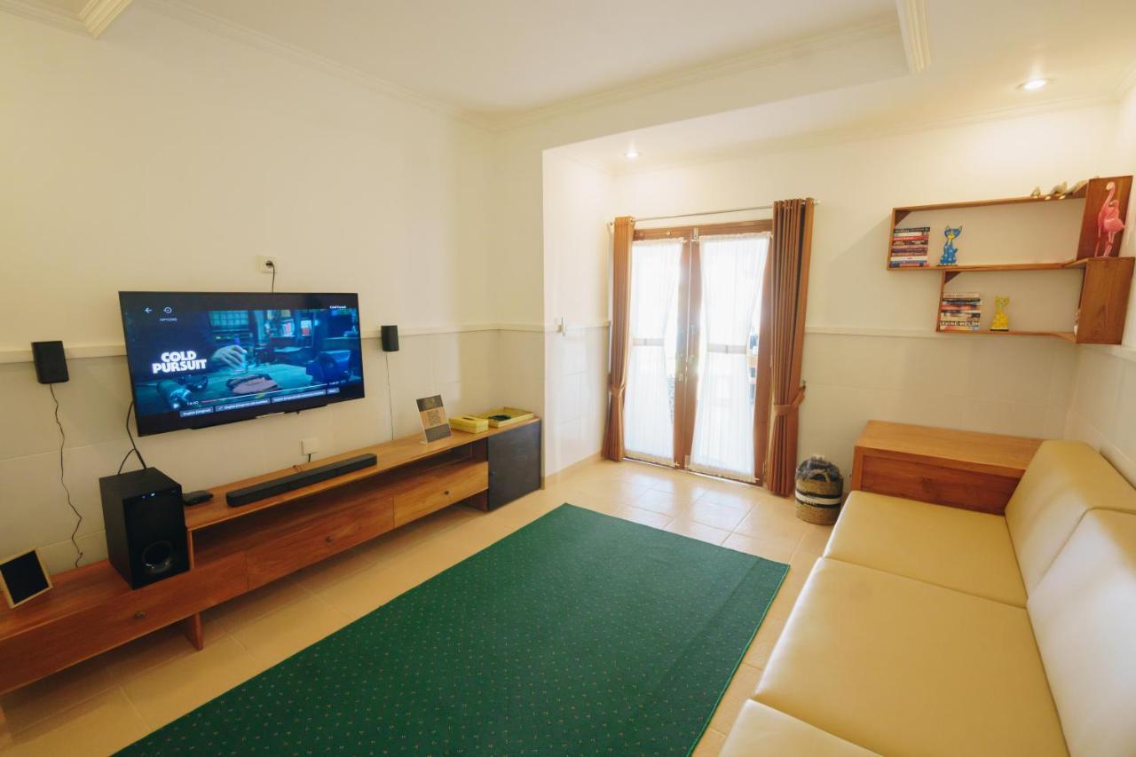 Villa Orked 3 With Family Room Seminyak エクステリア 写真