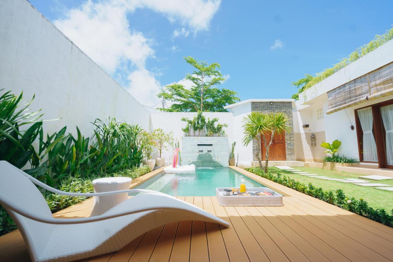 Villa Orked 3 With Family Room Seminyak エクステリア 写真