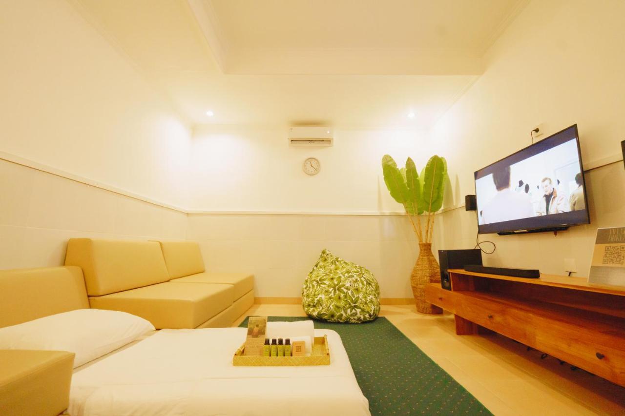 Villa Orked 3 With Family Room Seminyak エクステリア 写真