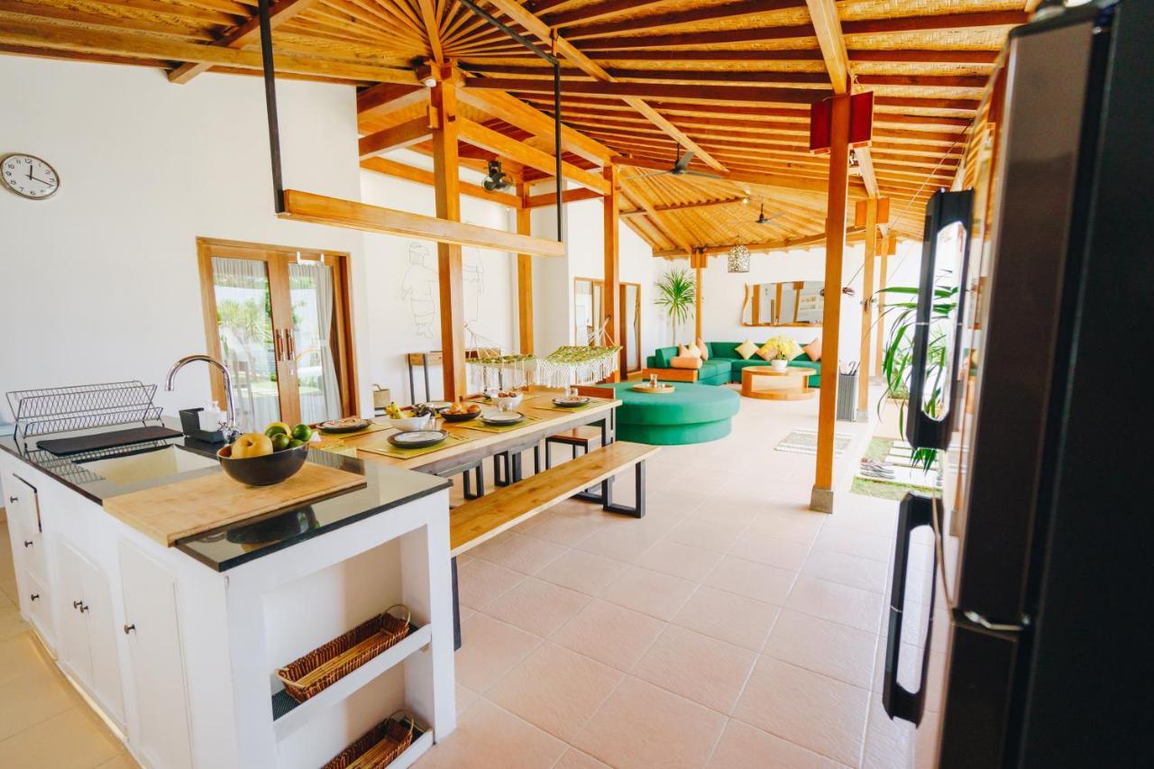 Villa Orked 3 With Family Room Seminyak エクステリア 写真