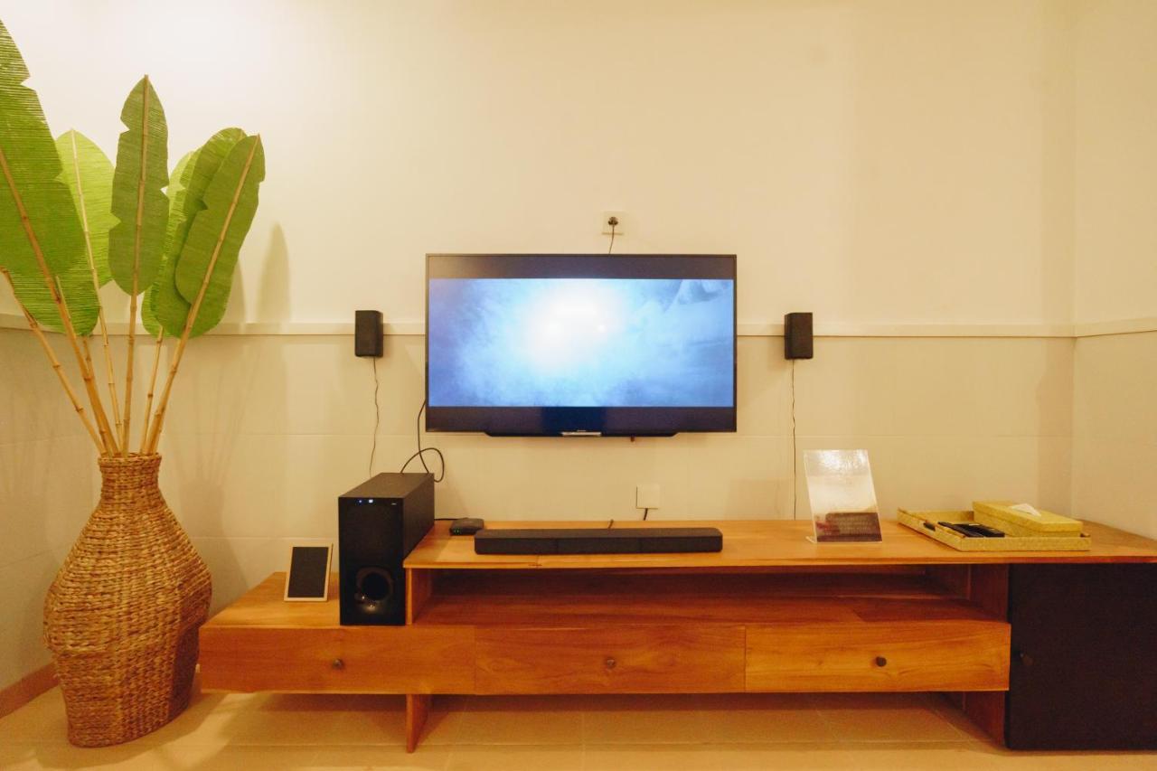 Villa Orked 3 With Family Room Seminyak エクステリア 写真